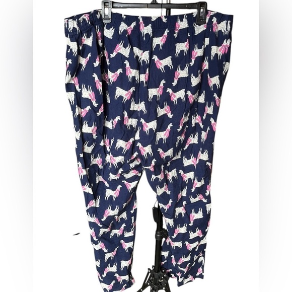 Old Navy Women's Plus Size Flannel Pajama Pants (pants only) - Picture 3 of 6